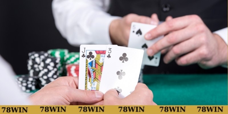 Giải đáp câu hỏi Short Deck Poker là gì